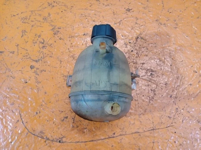 Бачок расширительный RENAULT SANDERO 2008-2014 7700805032 BS11 K7J A 710