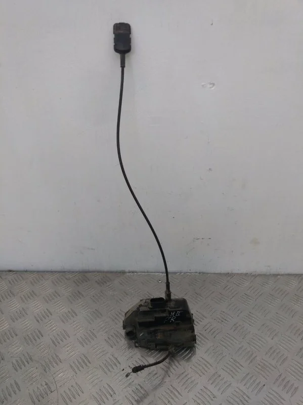 Замок двери RENAULT MEGANE 2003-2008 8200027779, передний правый