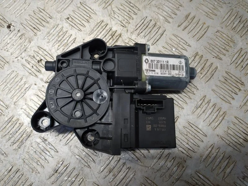 Моторчик стеклоподъемника RENAULT FLUENCE 2009-2016 807301111R L30R K4M 839, передний правый