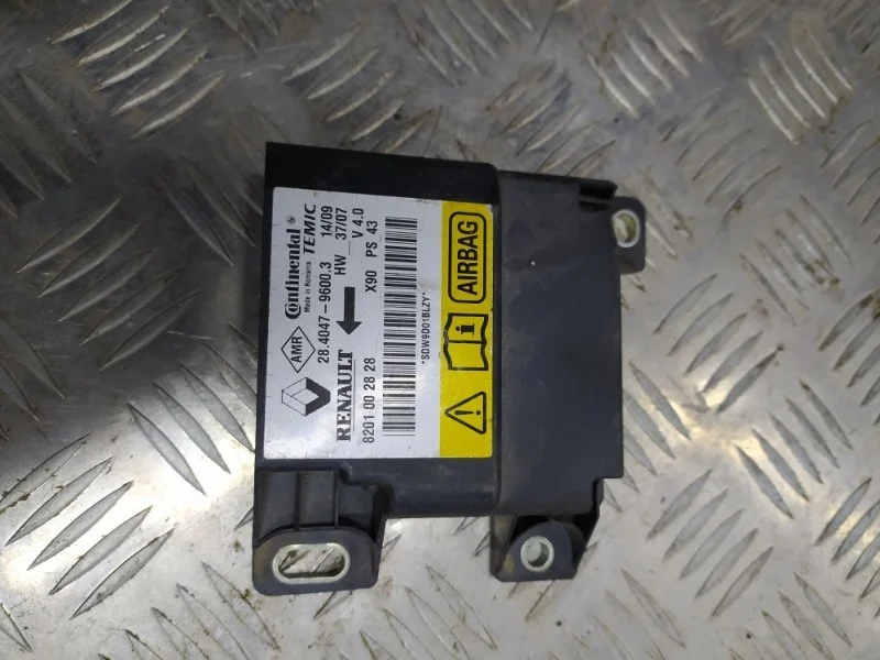 Блок управления AIR BAG RENAULT LOGAN 2004-2009 8201002828