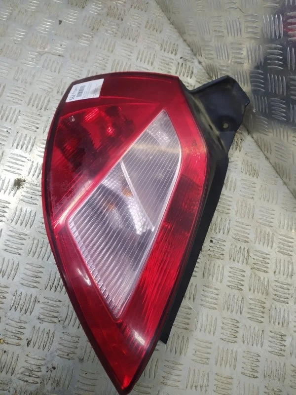 Фонарь RENAULT MEGANE 2002-2005 8200073236 ХЕТЧБЭК, левый