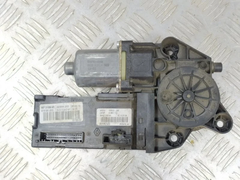 Моторчик стеклоподъемника RENAULT FLUENCE 2010–2015 807310699R