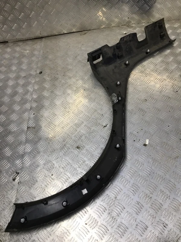 Молдинг арки крыла RENAULT SANDERO 2014-2018 788A27813R, задний правый