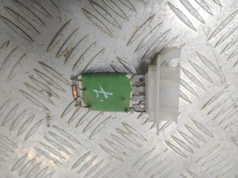 Резистор отопителя RENAULT LOGAN 2004-2009 6001547488