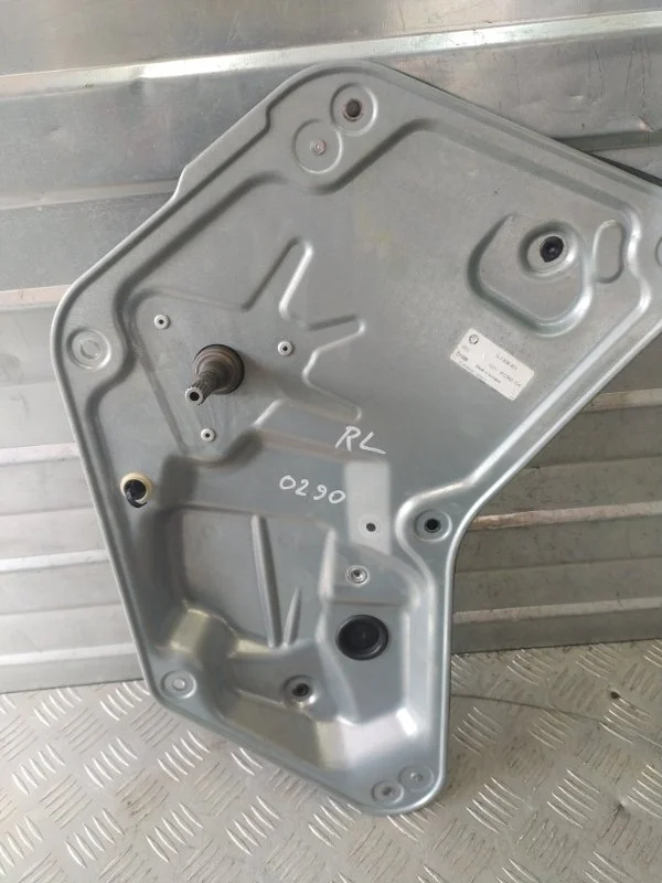 Стеклоподъемник SKODA YETTI 2009-2014 5L0839401 5L 1.2, задний левый