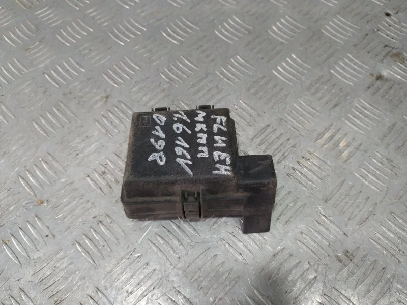 Крышка блока предохранителей RENAULT FLUENCE 2009- 2014 243820003R