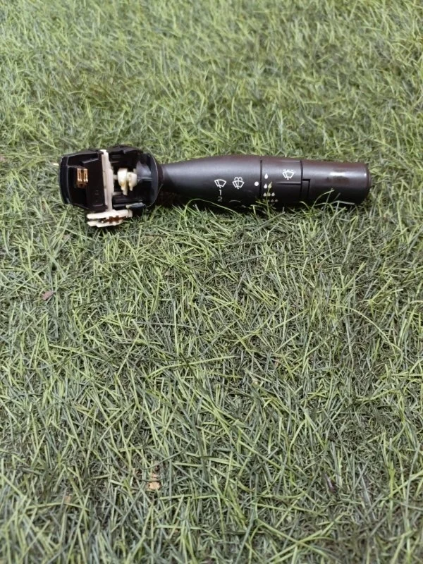 Переключатель стеклоочистителей RENAULT MEGANE 2008 7701053055 К4М