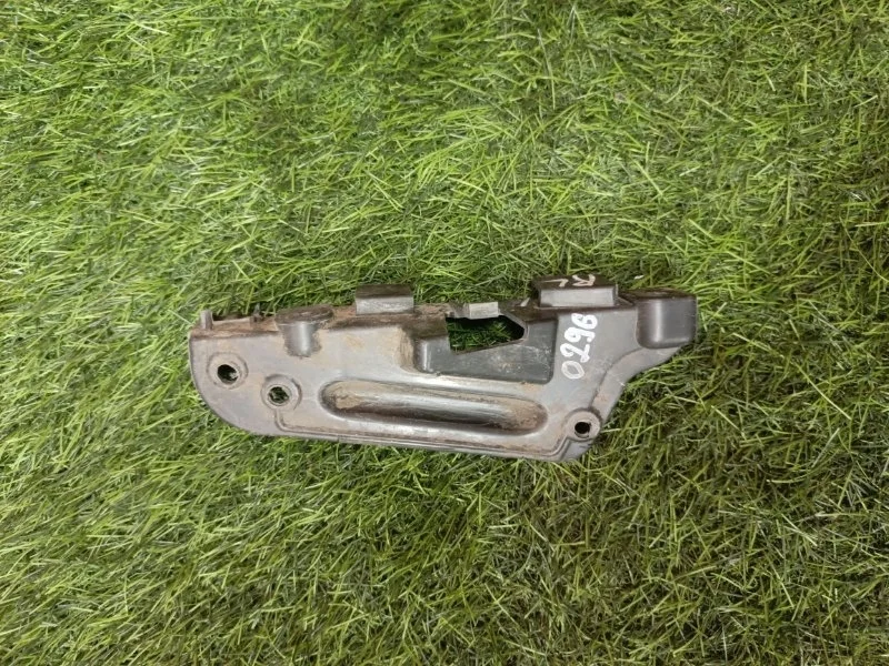 Кронштейн заднего бампера RENAULT MEGANE 2008 8200176036 К4М, задний левый