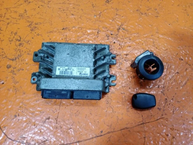 Блок управления двигателем ( комплект) RENAULT SANDERO 2008-2014 8200856659 BS11 K7J A 710