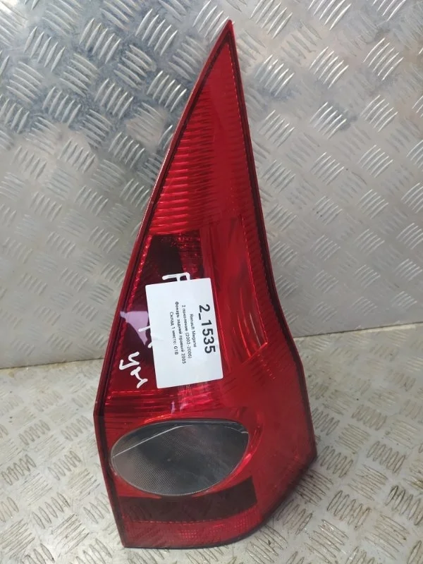 Фонарь RENAULT MEGANE 2003-2008 8200142683, правый