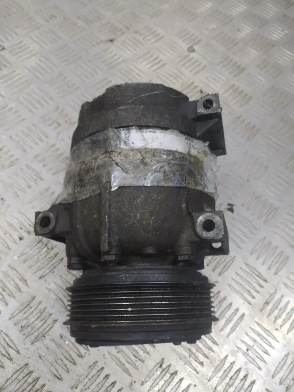 Компрессор кондиционера RENAULT SCENIC 1995-2003 7700105765