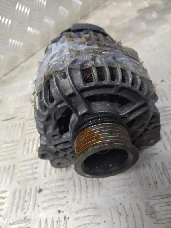 Генератор VOLKSWAGEN PASSAT 2005-2012 038903018
