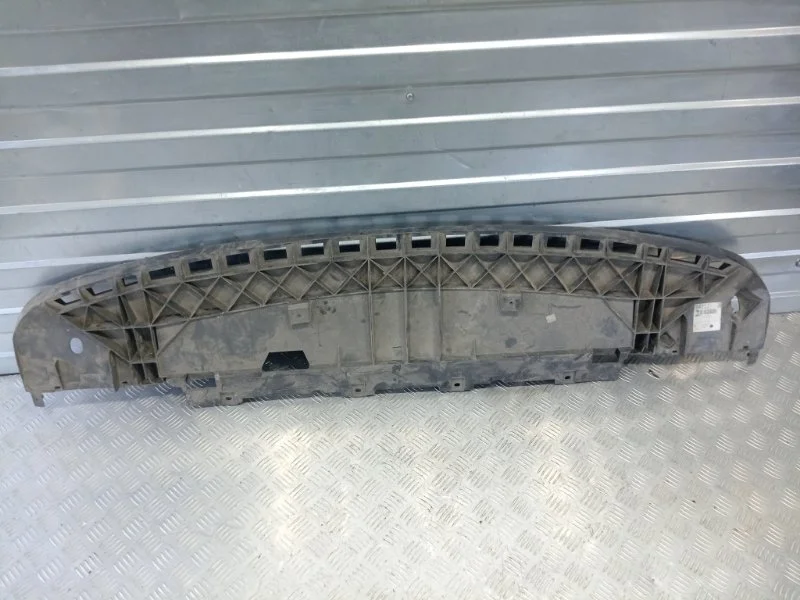 Пыльник бампера RENAULT KANGOO 2008- 2012 8200501560, передний