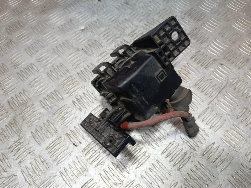 Блок предохранителей RENAULT MEGANE 2009- 2014 243880001R