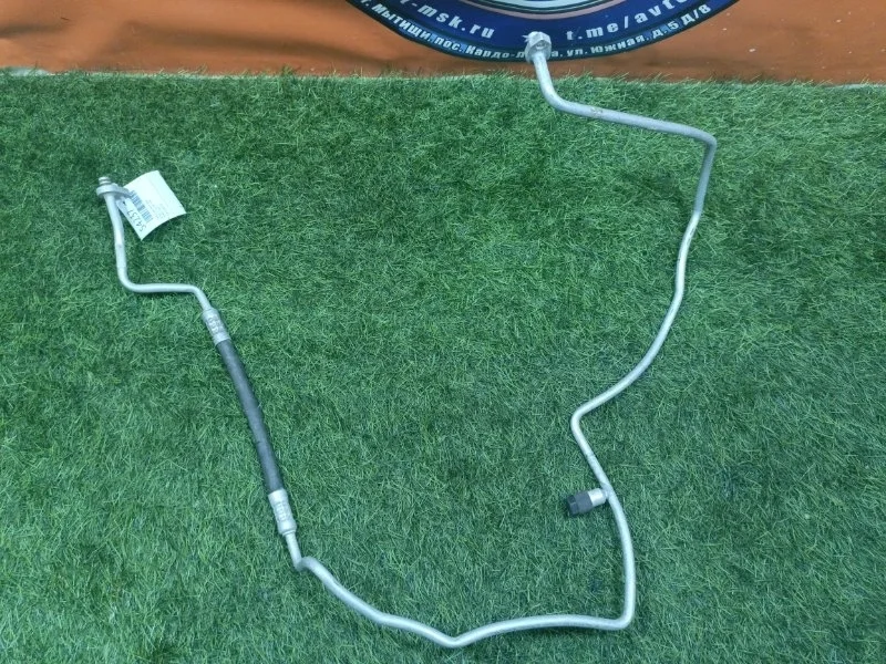 Трубка кондиционера RENAULT Duster 924403267R F4R