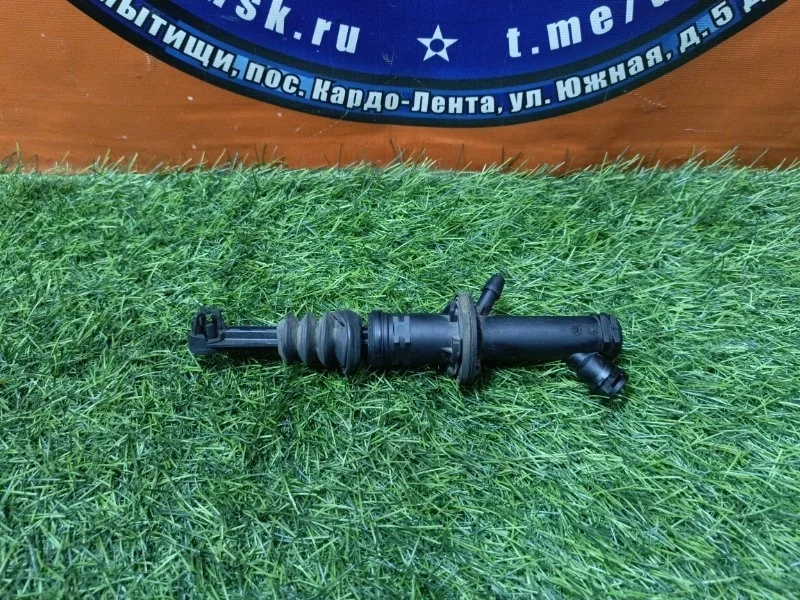 Главный цилиндр сцепления RENAULT MEGANE 2008 8200151770 LM05 К4М