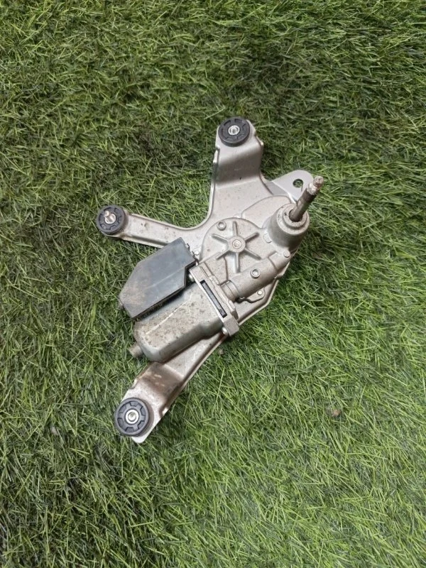 Моторчик стеклоочистителя TOYOTA RAV4 2013 8513042080 XA40 3ZRFE, задний