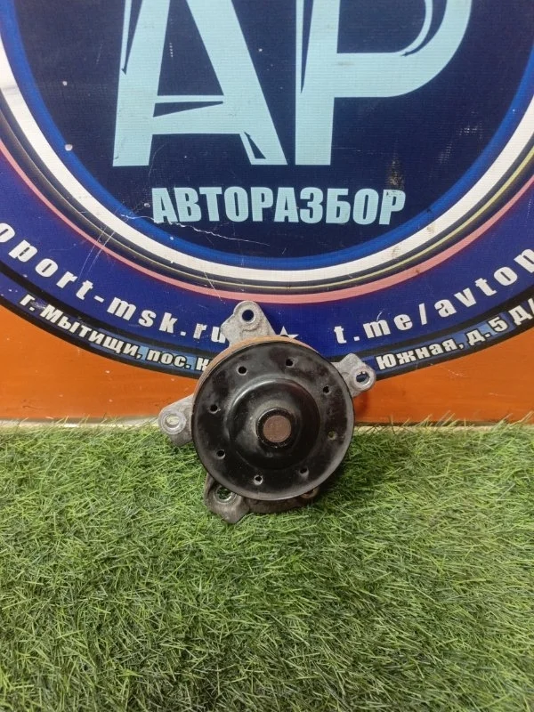 Насос водяной TOYOTA RAV4 2013 1610039465 XA40 3ZRFE