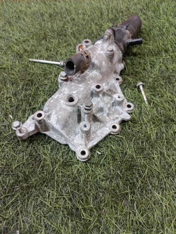 Крышка термостата RENAULT DUSTER 7700600514 HSA K4M