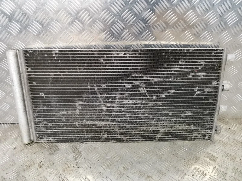 Радиатор кондиционера RENAULT DUSTER 2010-2015 921008028R 1.5 DCI