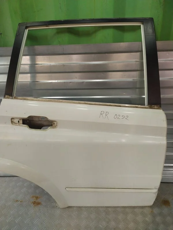 Дверь SSANG YONG KYRON 2007-2016 6302109000 D200 G23D, задняя правая