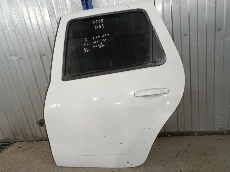 Дверь RENAULT DUSTER 2015-2020 821014570R K9K, задняя левая