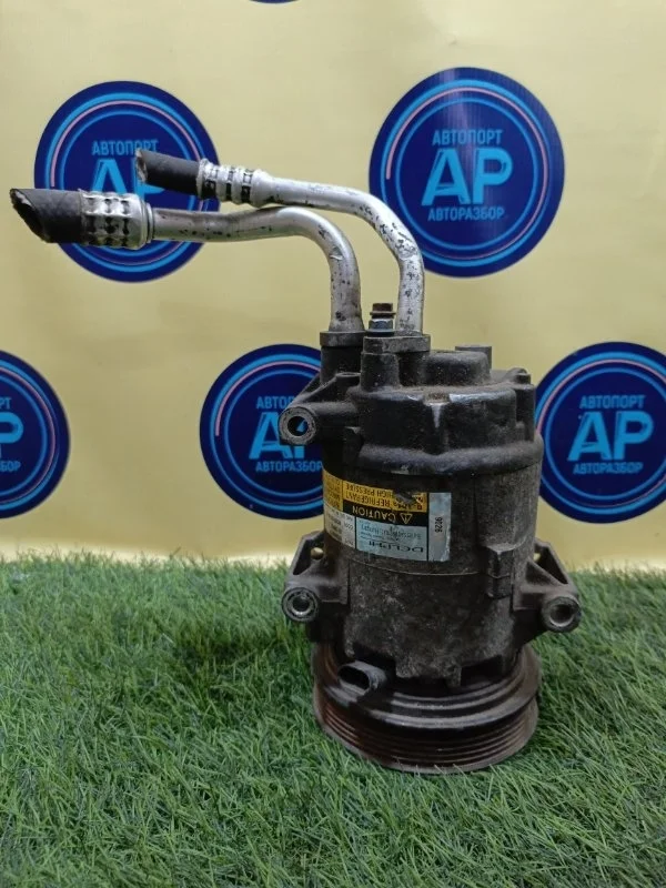 Компрессор кондиционера RENAULT MEGANE 2003-2008 8200050141