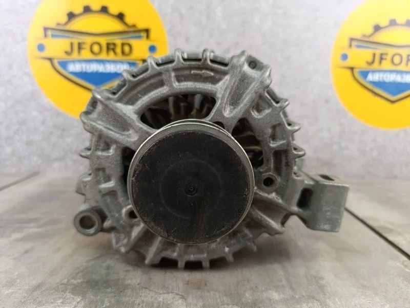 Генератор Volvo V40 2014 MV