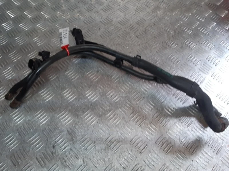 Трубка системы охлаждения Skoda Octavia