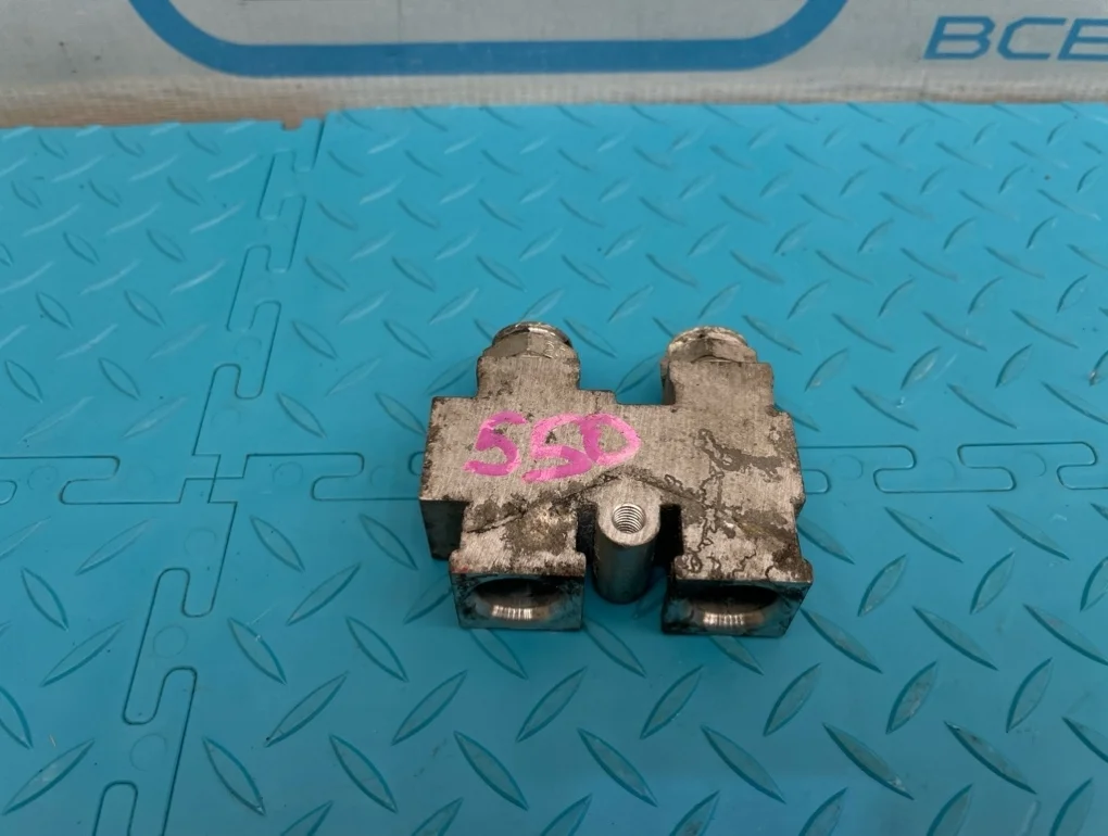 Клапан Mercedes-Benz Gl-Class 2011 A0005010765 X164 642.820 3.0