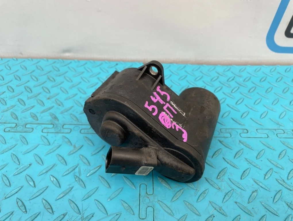 Моторчик ручника Volkswagen Tiguan 2010 3C0998281A 5N1 CCZC 2.0, задний