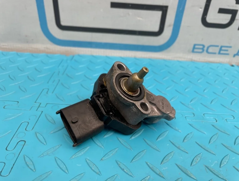 Датчик Porsche Cayenne 2008 99760620302 957 M48.01 4.8