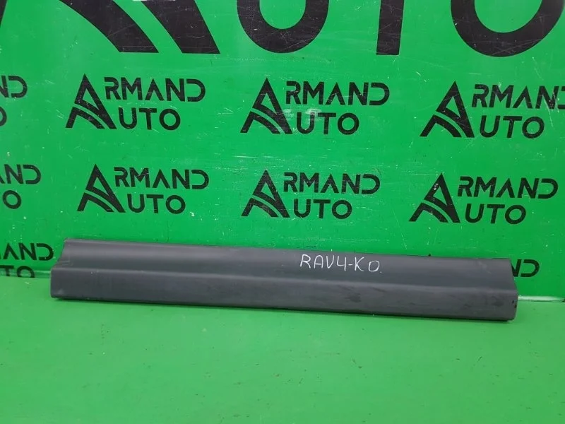 Молдинг двери TOYOTA RAV4 2012-2015 CA40