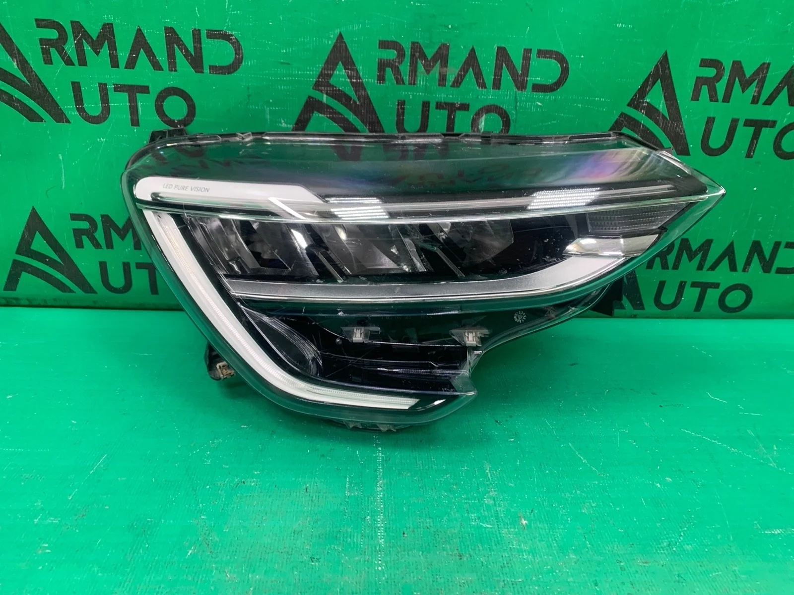 Фара RENAULT ARKANA 2019