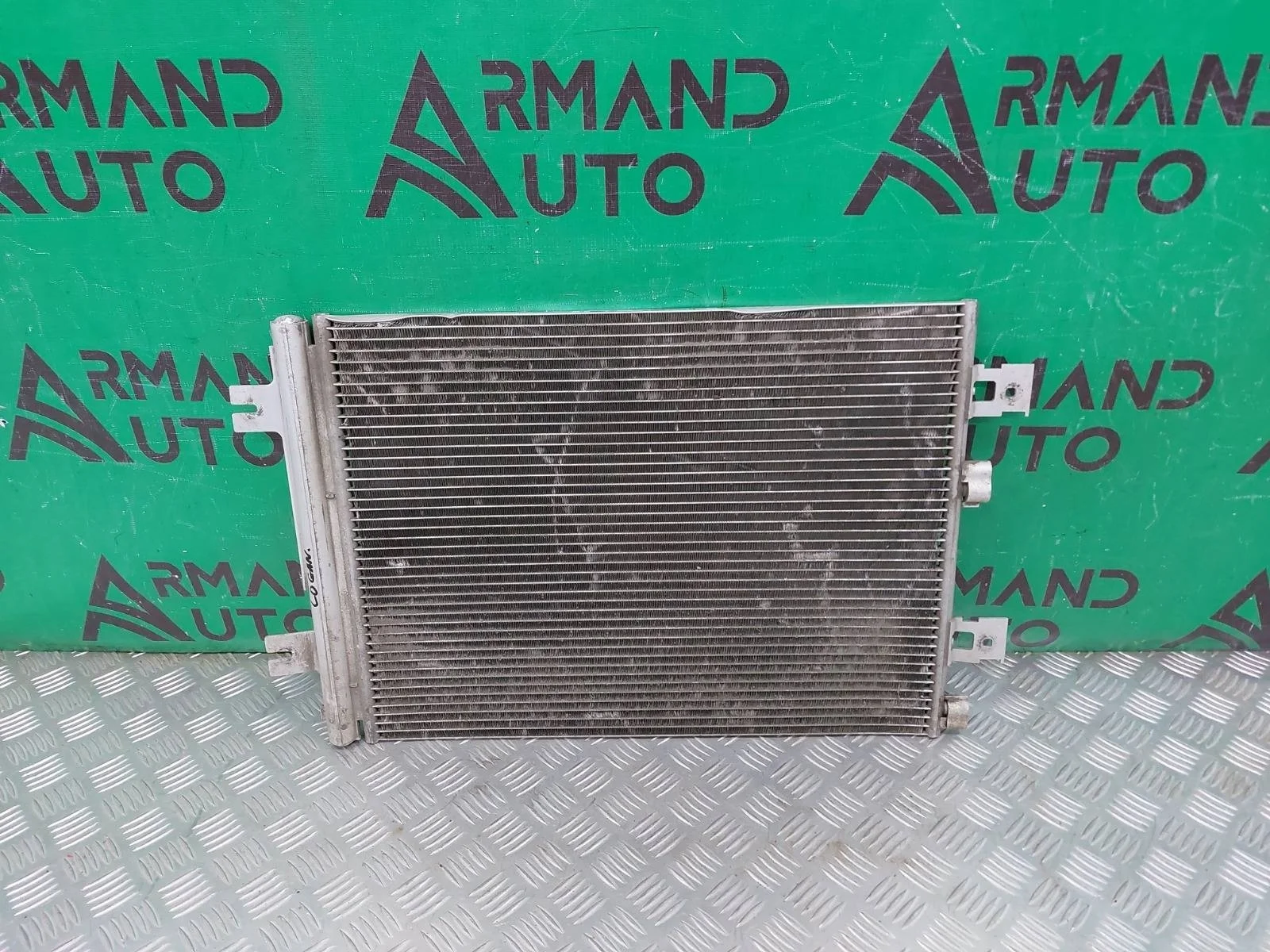 Радиатор кондиционера Renault Duster 2010-2015