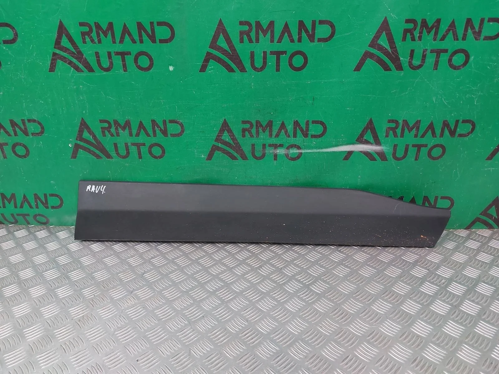 Молдинг двери Toyota RAV4 2018-нв 5 XA50