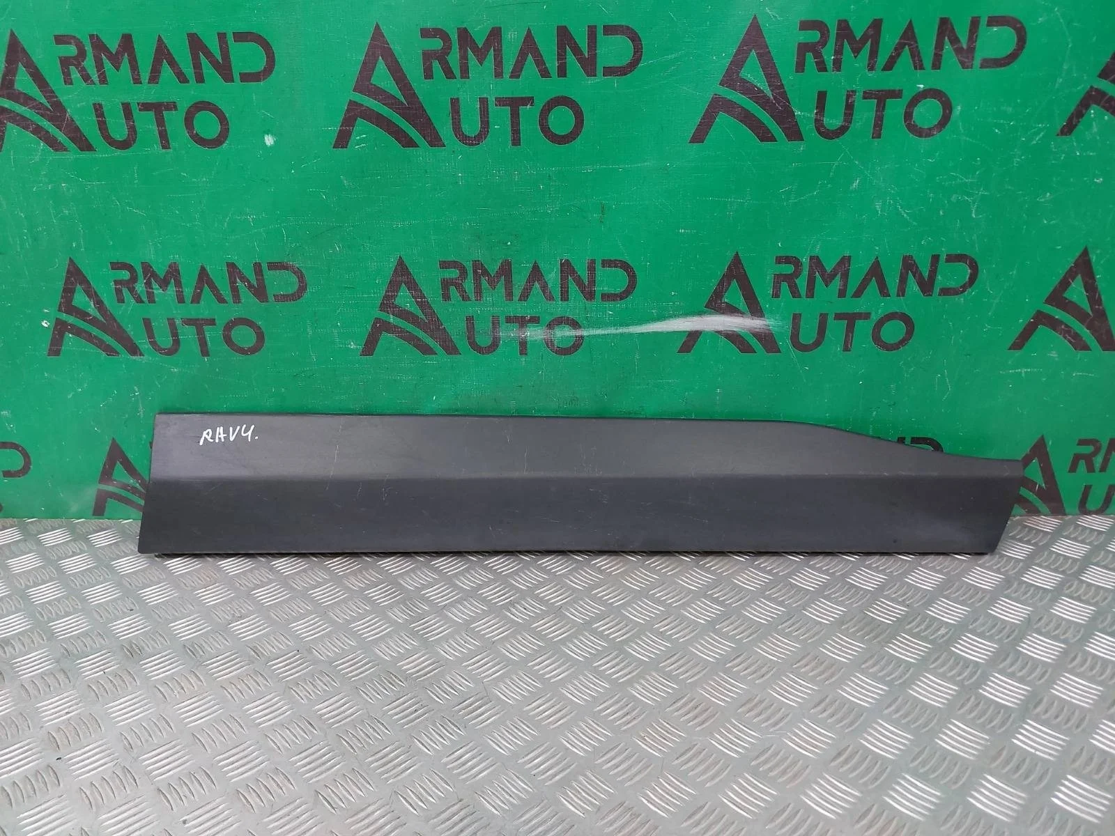 Молдинг двери Toyota RAV4 2018-нв 5 XA50