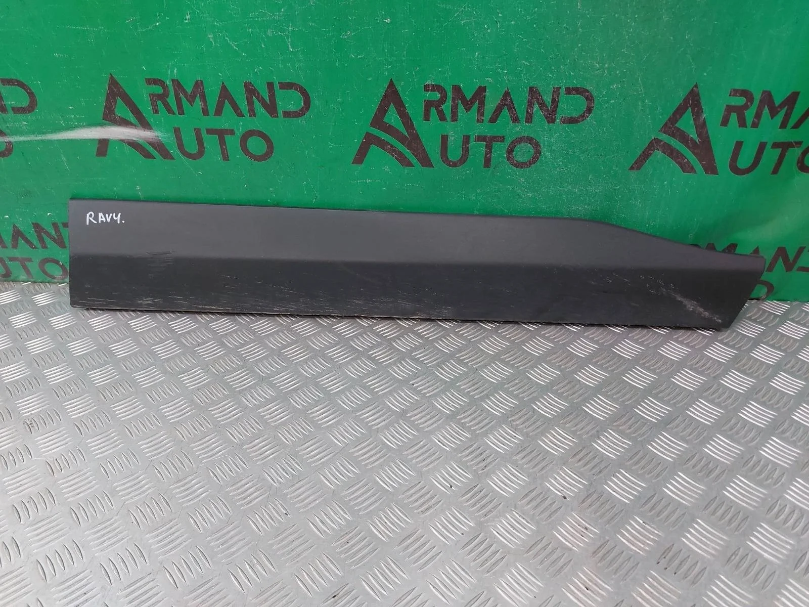 Молдинг двери Toyota RAV4 2018-нв 5 XA50