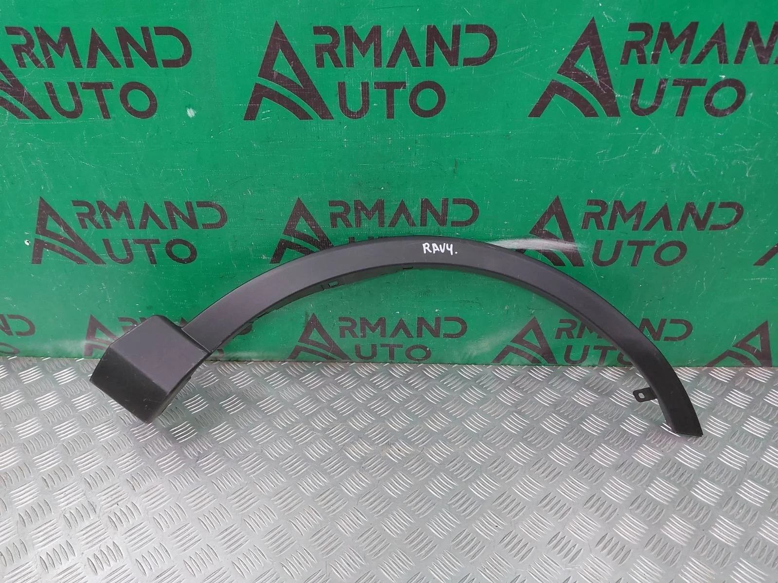 Расширитель крыла Toyota RAV4 2015-2019 CA40