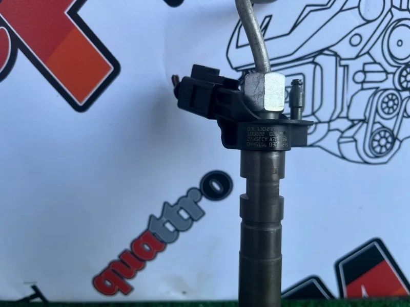 Форсунка топливная Audi A3 03L130277