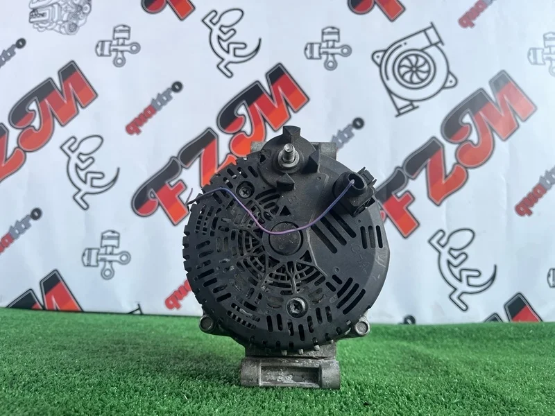 Генератор Audi A6 06E903018M C7