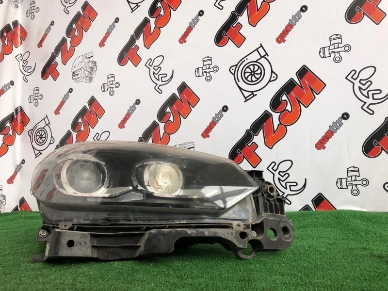Фара ксеноновая VOLKSWAGEN Golf 5K1941754B