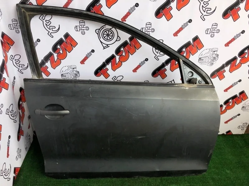 Дверь VOLKSWAGEN Jetta 5C6831056G 5C6, передняя правая
