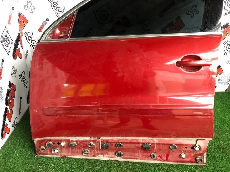 Дверь VOLKSWAGEN Tiguan 5N0831055B 5N, передняя левая