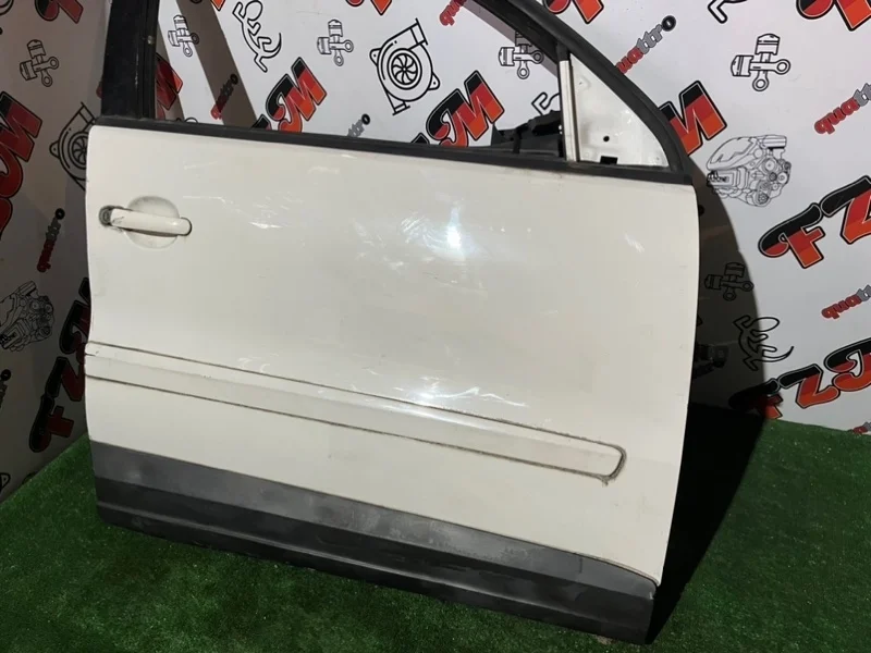 Дверь VOLKSWAGEN Tiguan 5N0831056B 5N, передняя правая