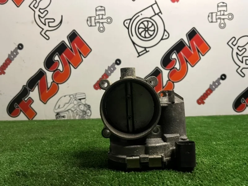 Дроссельная заслонка Audi A4 078133062 B7