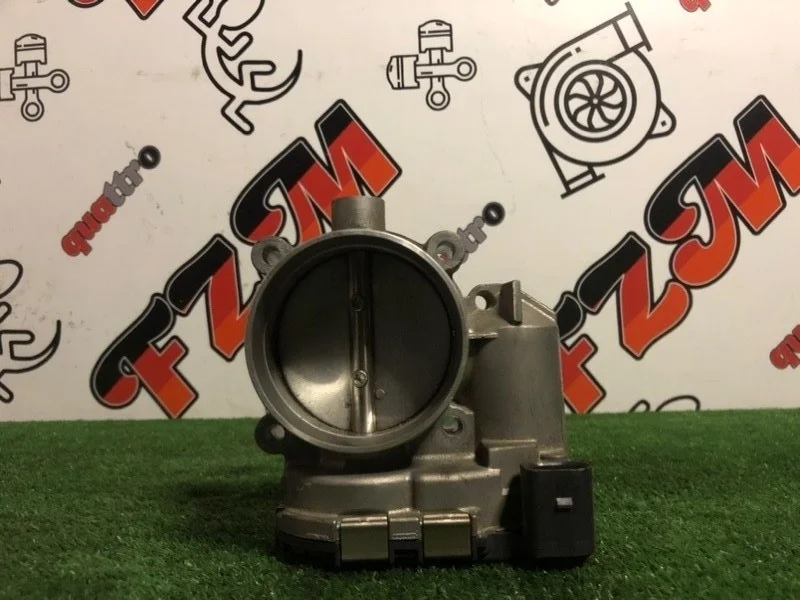 Дроссельная заслонка Audi S8 078133062C D3