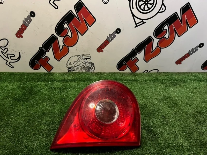 Фонарь VOLKSWAGEN Golf 1K6945093E 1K6, задний левый