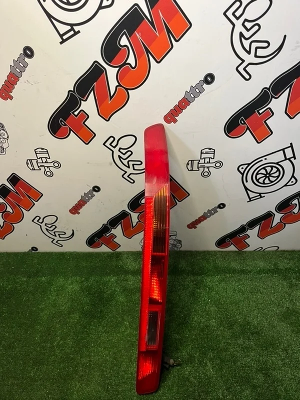 Фонарь Audi Q7 4L0945095 4L, задний левый