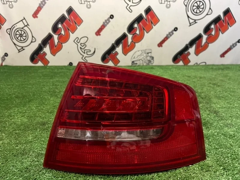 Фонарь Audi A8 4E0945096H D3, задний правый